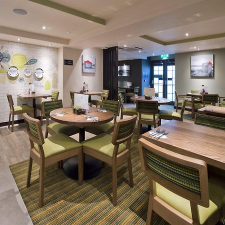 Premier Inn Aberystwyth Extérieur photo